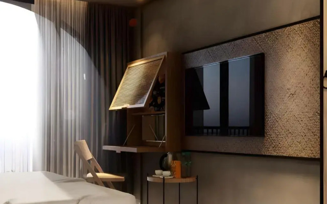 Suites5 Hotel