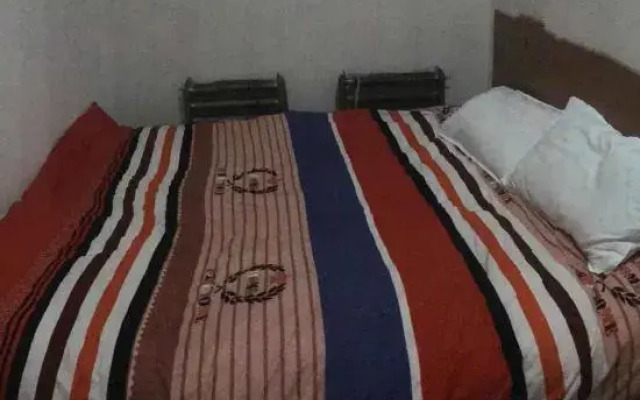 Shi Shang Apartment