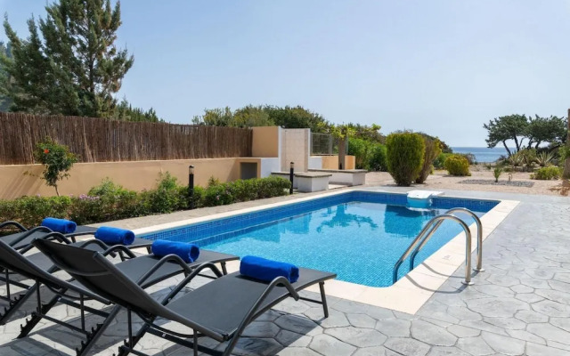 Crystal Bay Villa