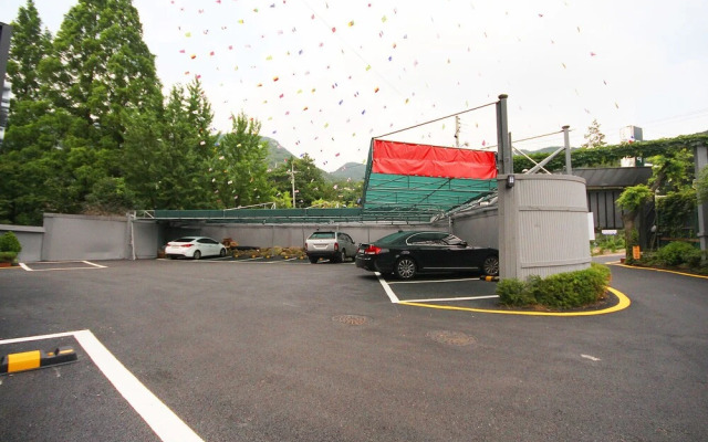 Busan Mandeok Paradia