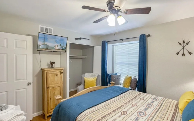 Southwest Splendor 2BR Tempe Townhome