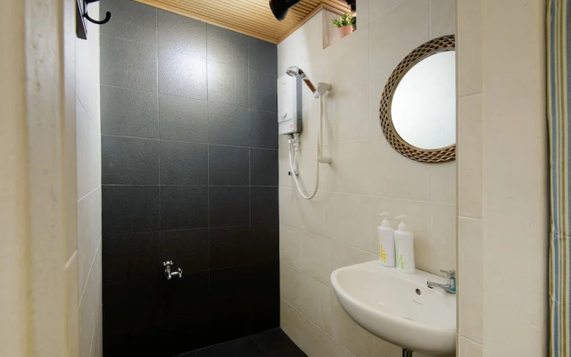 2-Bedrooms Gurney Terrace 9 - iB11
