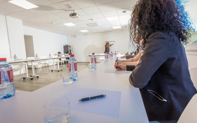 Opéralia Hôtel Les Pins