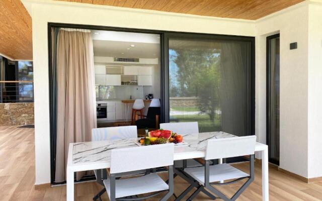 EOS Luxury Suites