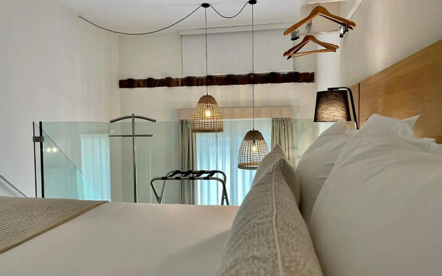 Hotel emblemático Hi Suites