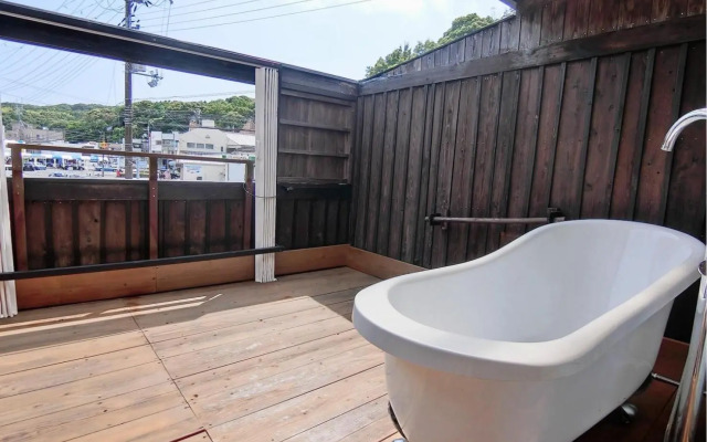 Minshuku Inn Shirahama Ekinoyado