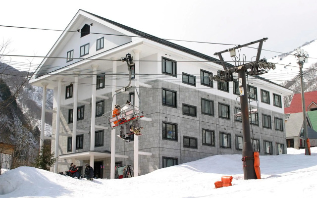 Condominium Hakuba Goryu