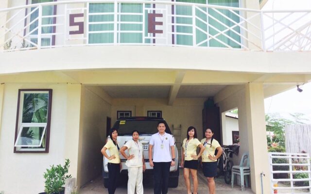 S-E Hotel and Residence
