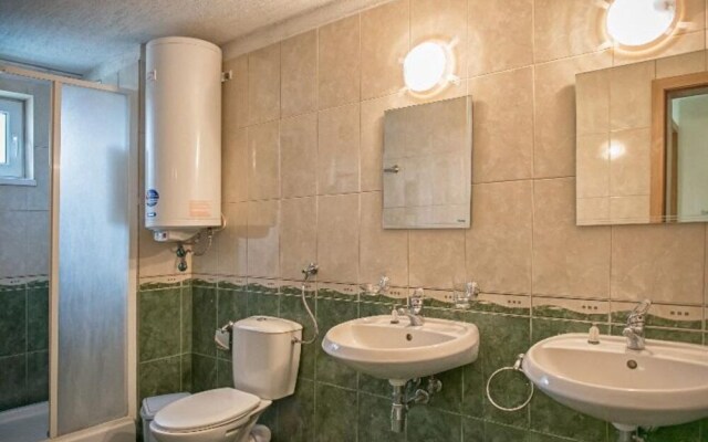 Viva Apartments