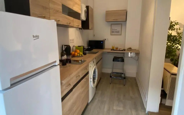 B20 Apartment