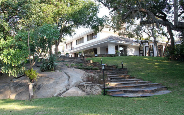 Sheppard Boutique Hotel