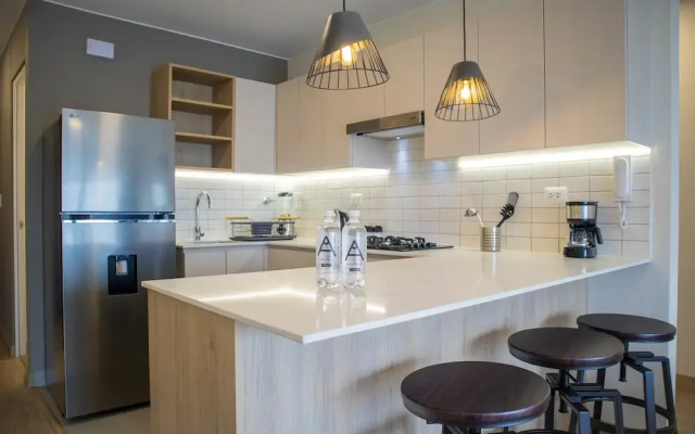 w Majestic 1BR w Modern Pool in Miraflores