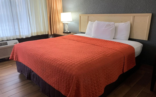 RW Hotel