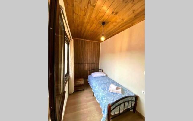 Nikos Traditional House