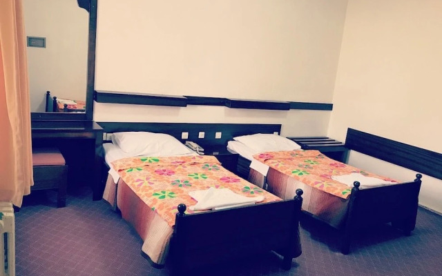 Yakut Hotel