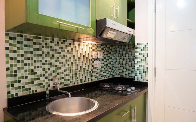 Cozy Studio Apartment at Cosmo Terrace