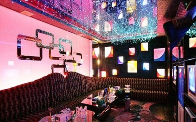 Century Garden Hotel