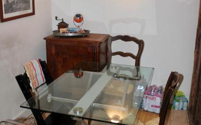 LE MARAIS 3 Bedrooms APT