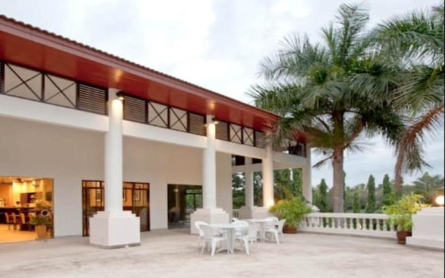Panorama Golf And Country Club