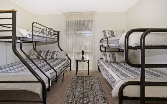 Delany Surprise - Pet friendly house