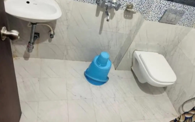 Goroomgo Golden Beach Inn Puri