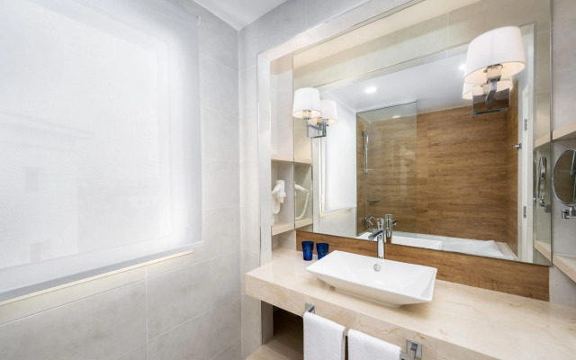 Radisson Blu Residences, Saidia