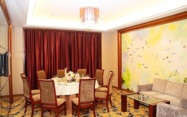 The Charter House Hotel