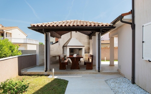 Modern Villa in Loborika With a Swimming Pool