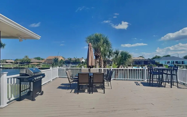 Dolphin View Oasis