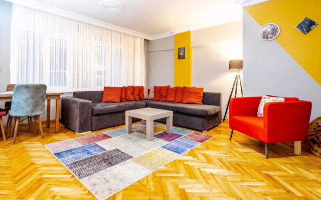 Apartment 250 m to Metro Station in Uskudar