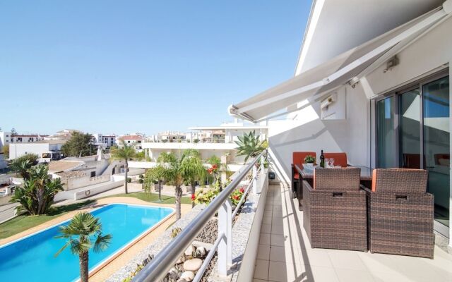 Luxury Penthouse 3 Bedrooms Olhos de Água