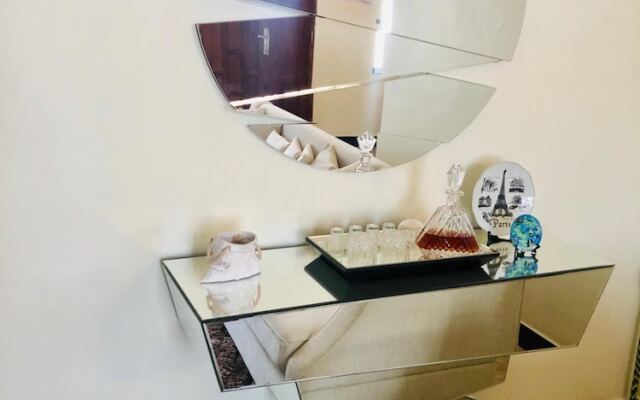 Kisasa Home