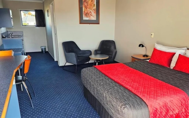 Bay City Motor Lodge
