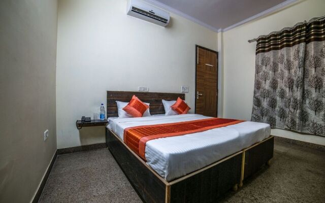 Oyo 14388 Uk Residency