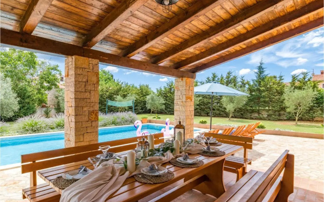 Holiday home Muntic III