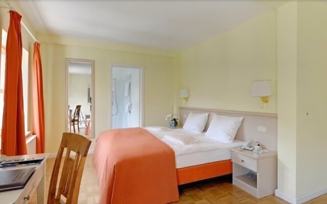 Hotel Schloss Wedendorf
