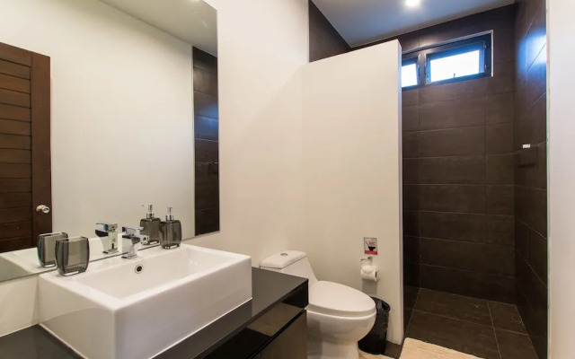 Elegant Villa NC10 at Tropical Residence