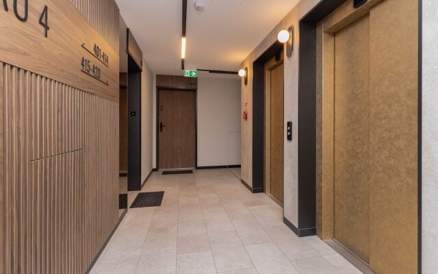 Studio With Parking & Gym by Renters