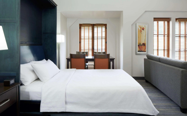 Homewood Suites by Hilton Mont-Tremblant Resort