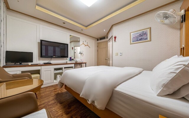Yangpyeong Hotel New York
