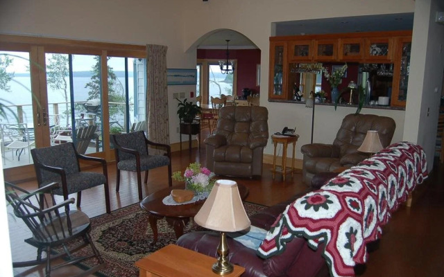 Wave Walker Bed and Breakafast