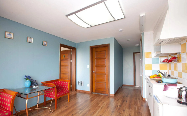 Rothem House