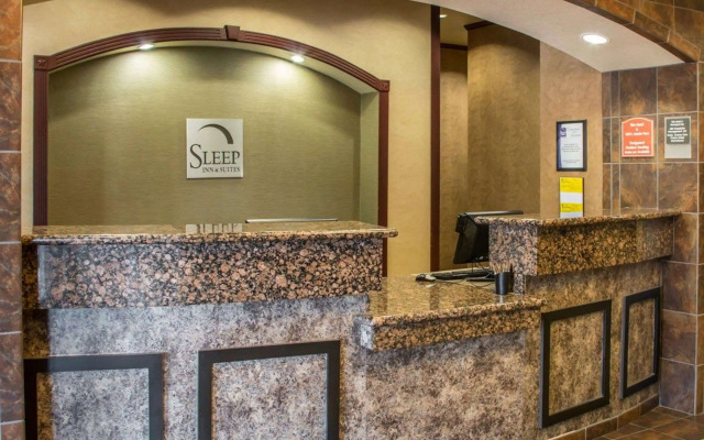 Sleep Inn & Suites at Six Flags