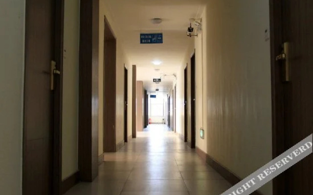 Tongfulou Business Hostel