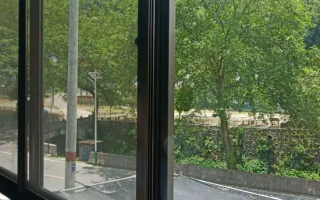 Zhou Loman Yougu Homestay
