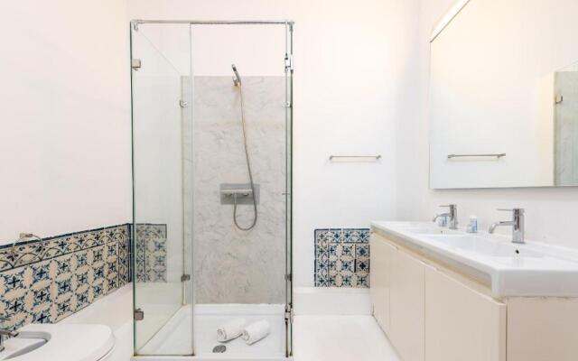 GuestReady - Mod-Luxe 2BR apt near Cais das Colunas