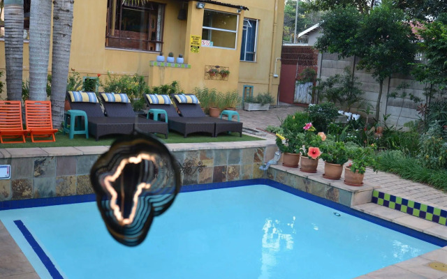 Gibela Backpackers Lodge