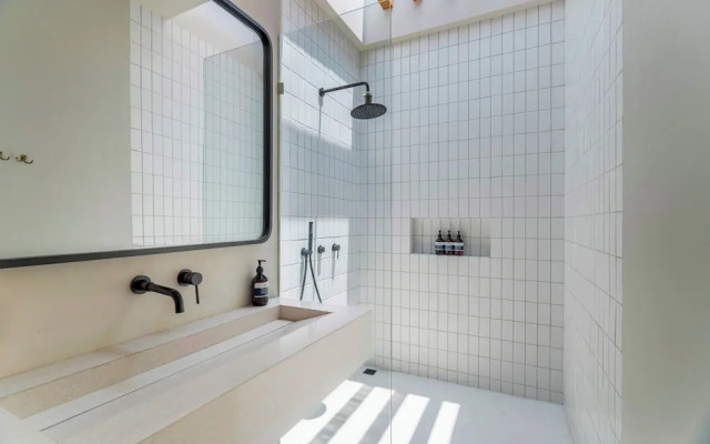 Lume Villa by Betterplace