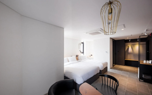 Gangneung Boutique Hotel Bombom