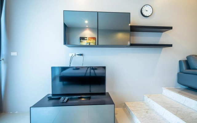 Spacious Studio in Karon With Direct Pool Access